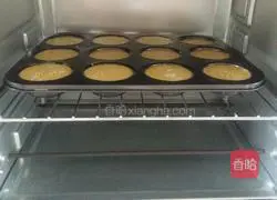 Illustration of how to make sponge cake 10