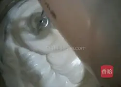 Illustration of how to make original chiffon cake 3