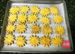 Illustration of how to make egg biscuits 11