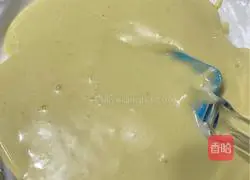 Illustration of how to make chiffon cake without bursting 6