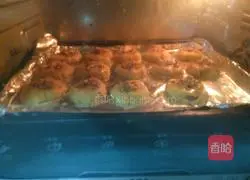 Walnut Crisp Recipe Illustration 5