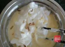 Illustration of how to make small cakes in the oven 5