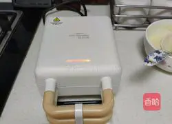 Illustration of how to make waffles 7