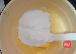 Illustration of how to make original chiffon cup cake 4