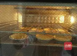 Illustration of how to make original egg tarts 3