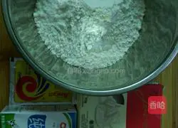 Illustration of how to make pear bean paste buns 1