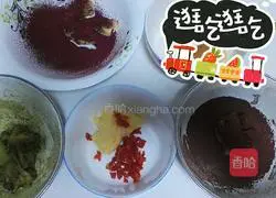 Illustration of how to make four-color biscuits 7