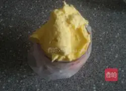 Illustration of how to make crispy butter cookies 9