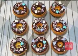 Chocolate Donut Cake Recipe Illustration 14