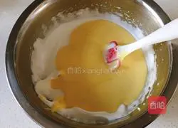 Illustration of how to make meat floss cake 12