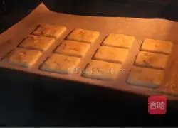 A crispy snack that is more delicious than potato chips--Illustration of how to make almond tiles 11