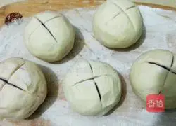 Illustration of how to make stuffed purple sweet potato buns 15