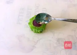 Illustration of how to make bitter melon stuffed with purple sweet potato 6