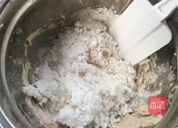 Illustration of how to make creamy coconut cake 8