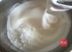 Illustration of how to make eight-inch chiffon cake 4