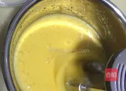 Illustration of how to make cup honey cake 1