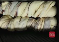 Illustration of how to make bean paste toast 10