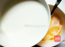 Illustration of how to make egg tarts that are more tender than KFC 3