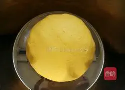 Illustration of how to make cute little pumpkins 4