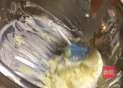 Illustration of how to make blue canned soufflé cookies 4