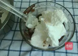 Red Velvet Chiffon Cupcake Recipe Illustration 11