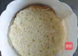 Illustration of how to make cup strawberry cake 3