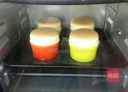 Fresh Cream Coconut Illustration of how to make fragrant cup cake 15