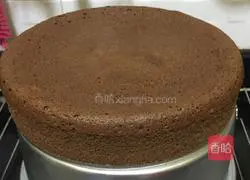 Cocoa Chiffon Cake Recipe Illustration 7