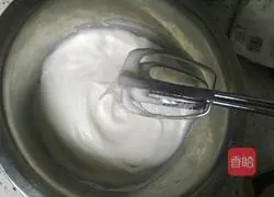 Coconut Cup Cake Illustration of how to do it 8