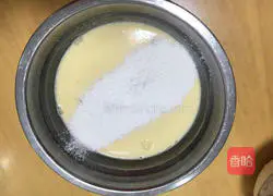 Portuguese Egg Tart Recipe Illustration 3