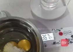 Illustration of how to make chiffon cake 5