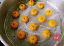 Illustration of how to make cute little pumpkins 11
