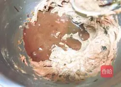 Illustration of how to make New Year’s desserts: Cream Chocolate Cookies 10