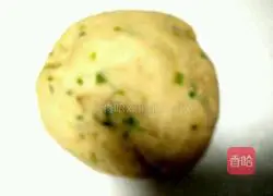 Illustration of how to make Little Bear Onion Soda Crackers 4