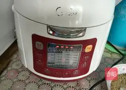 Illustration of how to make handmade red bean paste 3