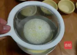 Microwave version - Cream-free banana tart recipe 3