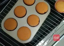 Small oil-free cup Cake recipe illustration 6