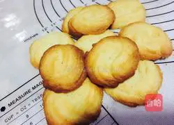 Coconut Cookies Recipe Illustration 14