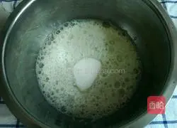 Red Velvet Chiffon Cupcake Recipe Illustration 7