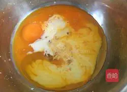 Illustration of how to make eight-inch chiffon cake 7