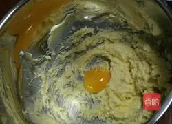 Illustration of how to make emerald green crispy cookies 3