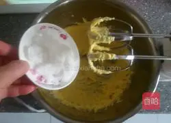 Illustration of how to make crispy butter cookies 4