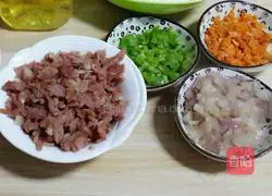 Illustration of how to make small cheese pie 3