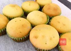 Illustration of how to make muffin cakes 8