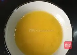 Illustration of how to make chiffon cake 3