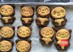 Illustration of how to make cute panda cookies 10