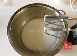 Illustration of how to make meat floss cake 7