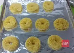 Coconut Cookies Recipe Illustration 9