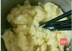 Illustration of how to make crispy puffs 3