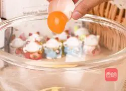 Good news for foodies: Illustration of how to make delicious glass heart cookies in 5 minutes 1